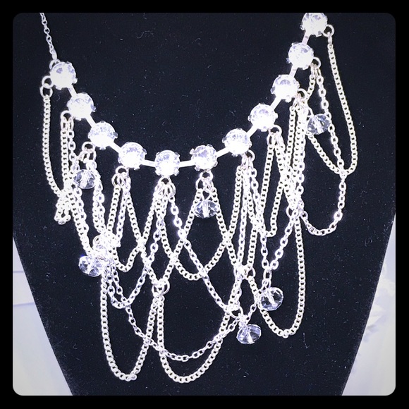 Beautiful Crystal Chain Statement Necklace [JW-16] - Picture 1 of 8